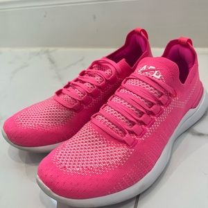 APL Women's Techloom Breeze Hot Pink
